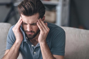 Tumeurs du cerveau : le mal de tête persistant peut être un  ... Image 1
