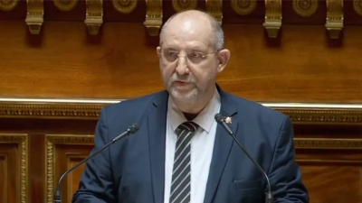 Le sénateur Stéphane Fouassin veut lutter contre le chikungu ... Image 1