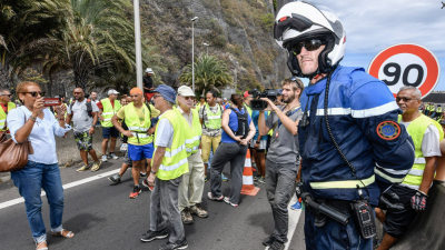 Le personnel de santé travaille avec &quot;la boule au ventre&quot; Image 1
