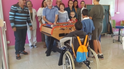 Des bénévoles du Lions Club au chevet des petits patients ho ... Image 1