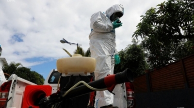 Dengue des opérations de démoustication... faites par les mo ... Image 1